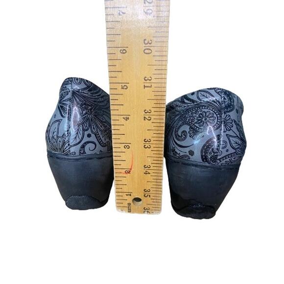 Nurse Mates Pillowtop Bryar Gray Black Paisley Slip On Wedge Clogs Shoes Sz 8.5W - Picture 6 of 8